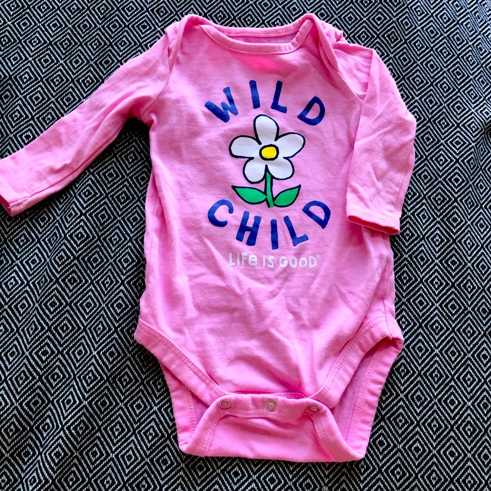 *EUC* Life Is Good long sleeve bodysuit size 3-6